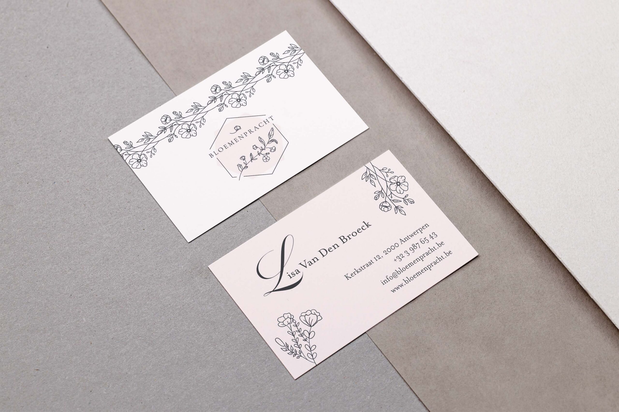 Business card-gemaakt voor een fictieve bloemenwinkel
